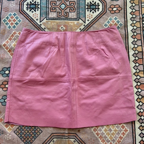 Pink leather vintage plus size skirt size 10-14 - Picture 1 of 8